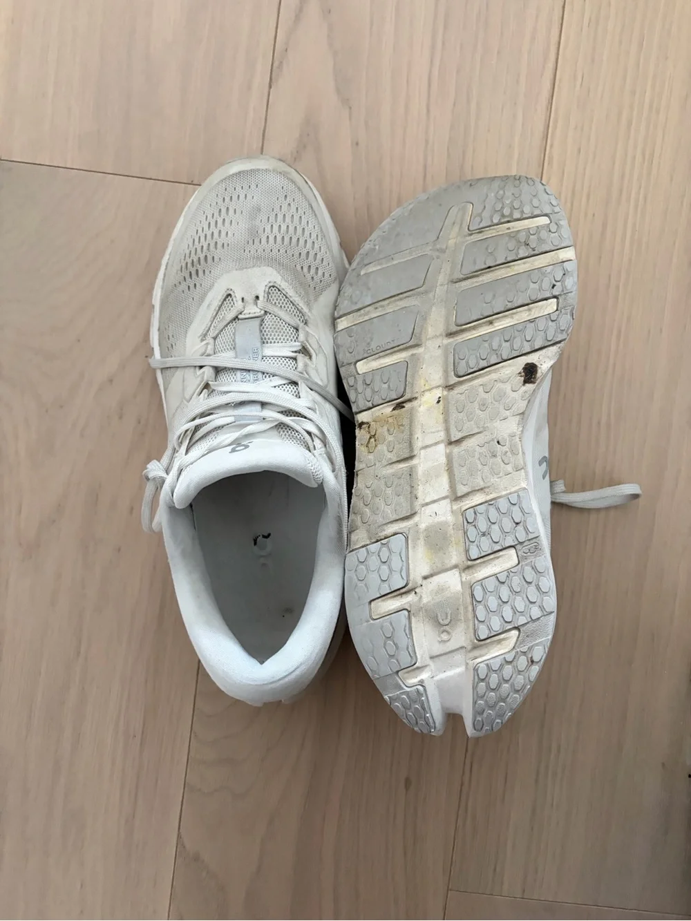 On Running Men's White/Off-White Running Sneakers